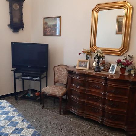 Casa Del Sole Bed & Breakfast Genoa Bagian luar foto